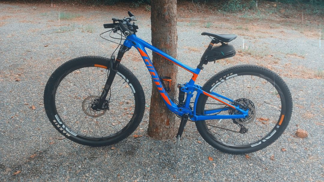 자이언트 풀샥 산악자전거 이미지