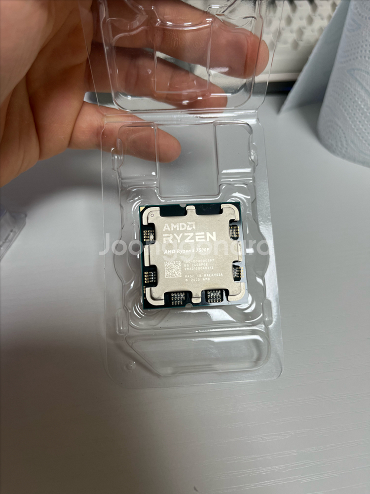 AMD 라이젠 7500F CPU--0