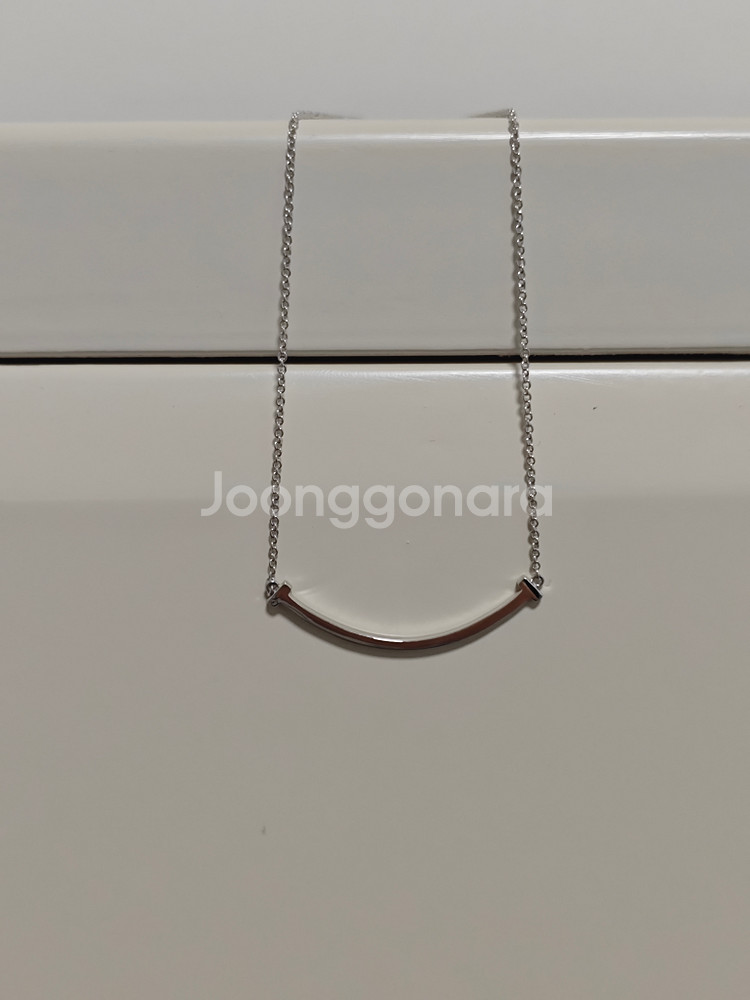 티파니앤코 스마일 T 펜던트 목걸이--1