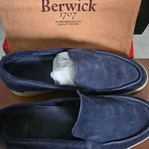 Berwick 스웨이드 로퍼