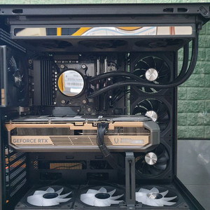 반짝할인 9800X3D + RTX5080 컴퓨터