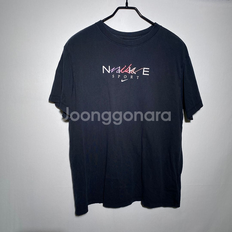 루즈핏 L)나이키 여성 프린팅 반팔 티셔츠--1