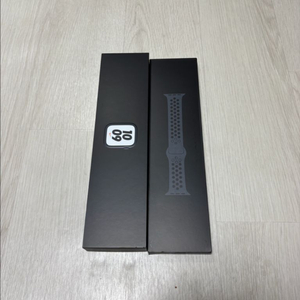 애플워치 7 셀룰러 나이키 에디션 풀박스 팝니다