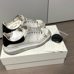 알렉산더 맥퀸 오버솔 41.5 사이즈 떨이