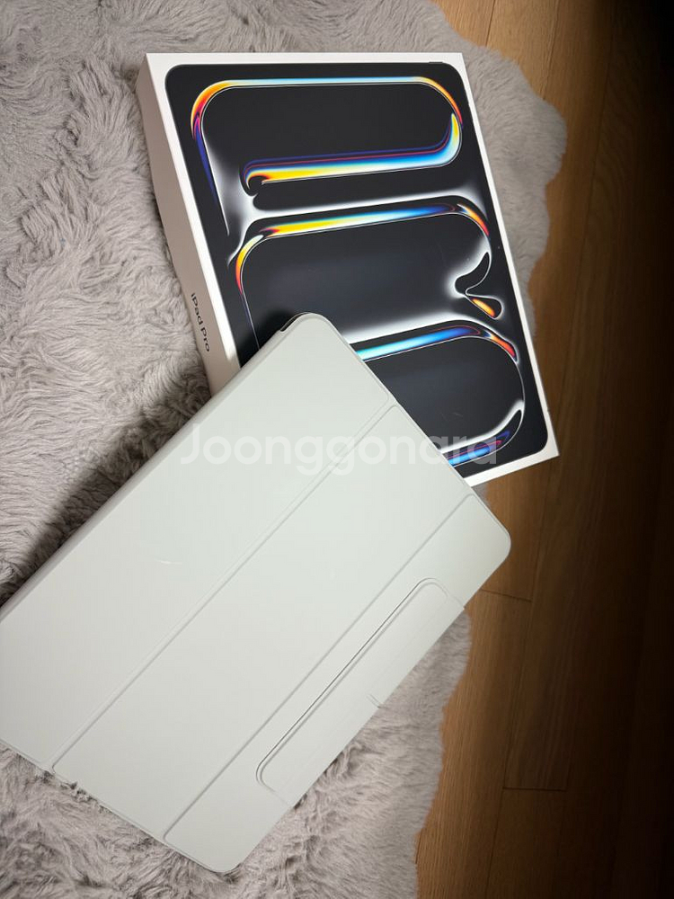 아이패드 프로13 m4 256GB(새상품급)--1