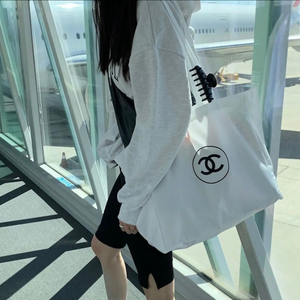 샤넬 로고 에코백 빅숄더백