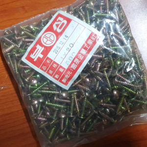 나사 피스 500개 1봉지 4*20mm 우산머리
