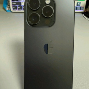 아이폰15 pro 256mb 판매합니다.