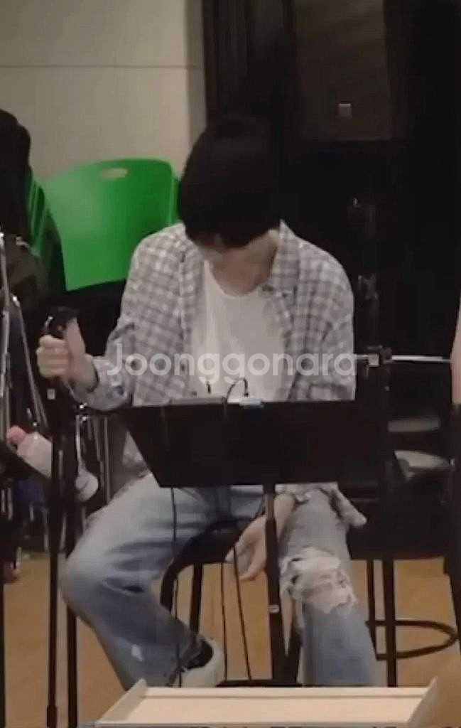 보이넥스트도어 보넥도 태산 손민수 체크 셔츠--1