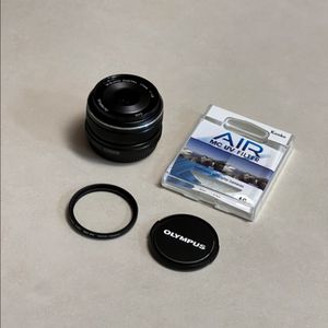 올림푸스 17mm 1.8 마이크로포서드 렌즈 파나소닉