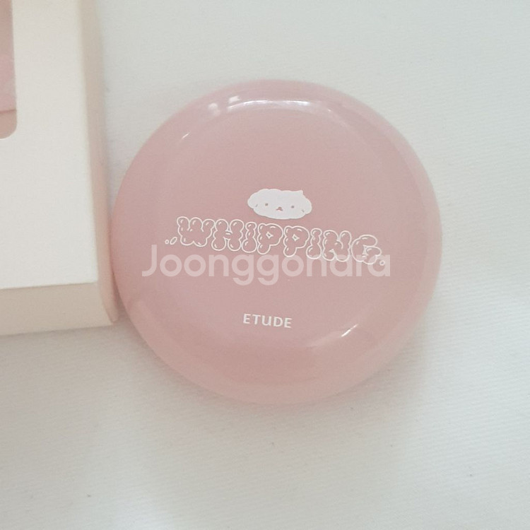 에뛰드 휘핑 벨벳 블러셔 베리크림슈 치크--2