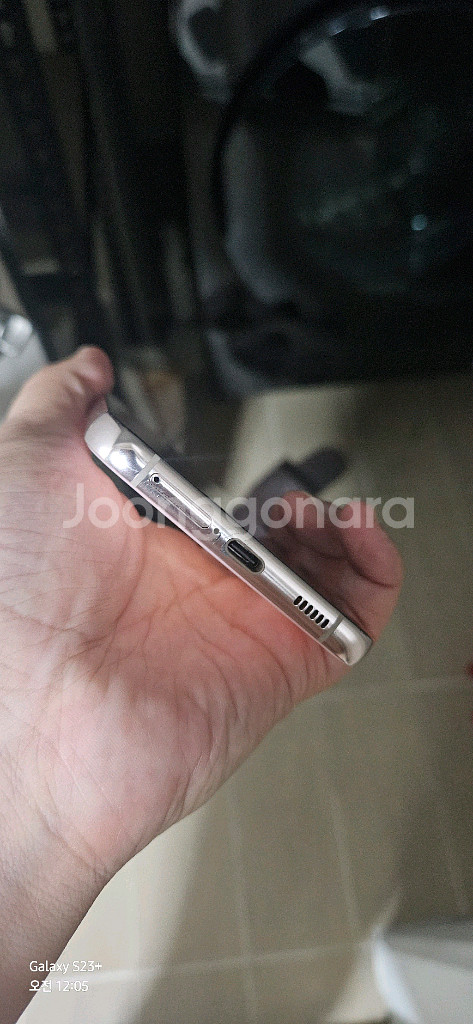 s22 plus--4