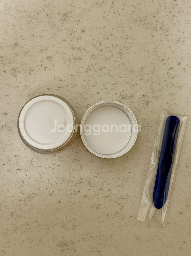 보나메두사 모공 요철 프라이머 톤업 미니 10g--2