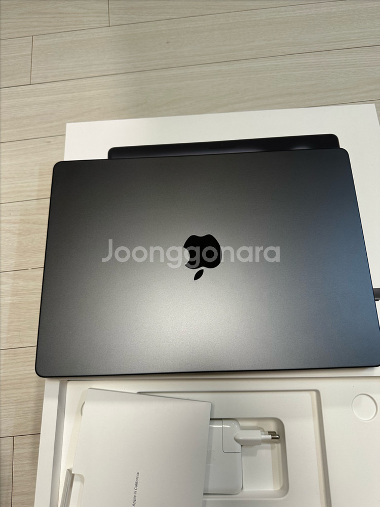 맥북 프로 M3 pro 14인치 18gb 512ssd--3