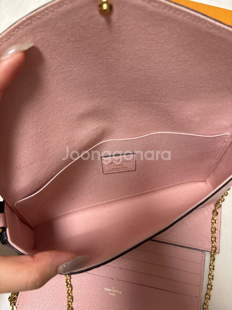 루이비통 포쉐트 펠리시 로즈퍄우더--1