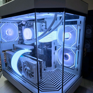 9600X 5060TI 본체팝니다