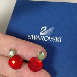 스와로브스키 귀걸이