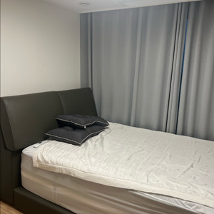 Z:B 침대 퀸 사이즈 브랜드리스 침대 팔아요