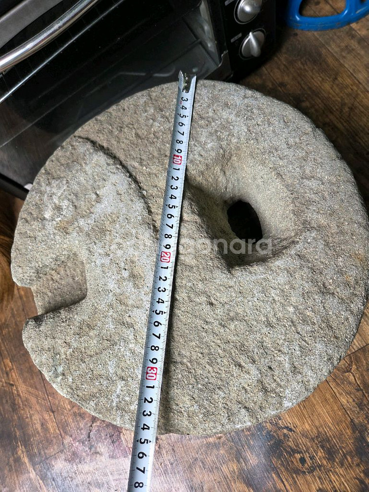 옛날멧돌(풀뫼)--0