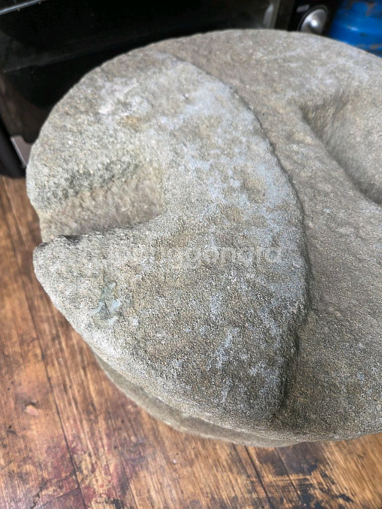 옛날멧돌(풀뫼)--2