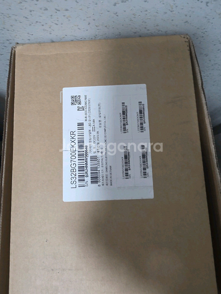 오디세이 G7 4K 32인치--1