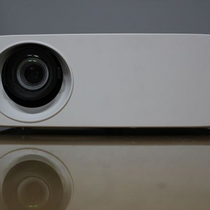 파나소닉 PT-VX600 5500안시 중고빔프로젝터