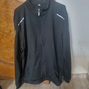 블랙트랙탑저지트레이닝점퍼. XL
