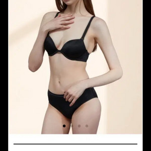 아르데아 속옷