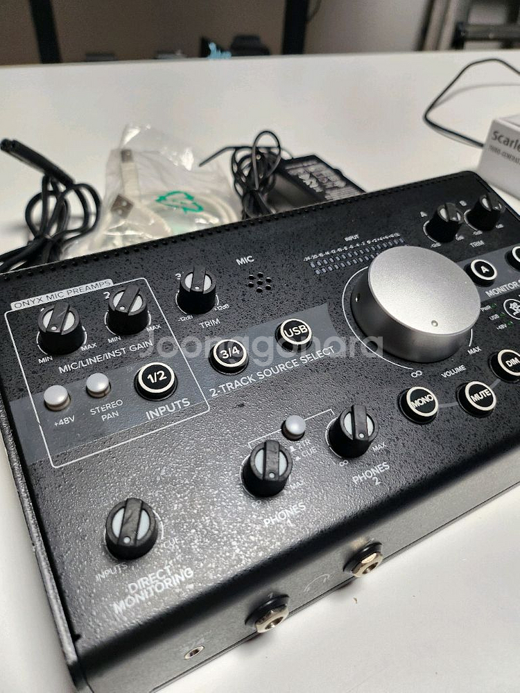 Mackie Big Knob Studio 맥키 빅놉 오--0