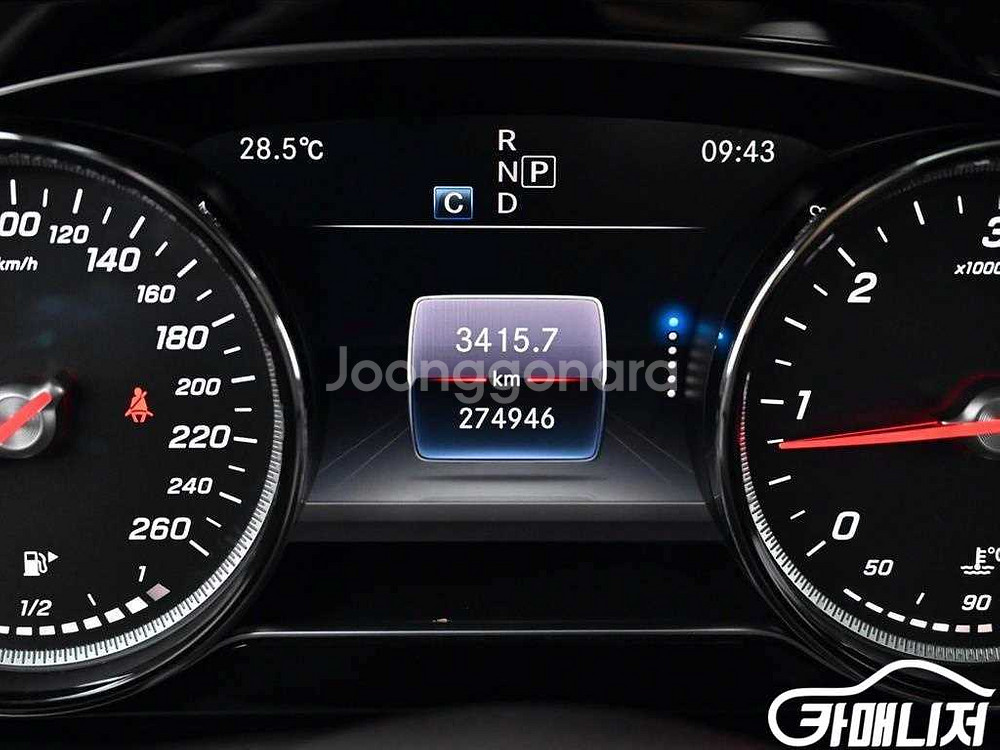 [벤츠]E-클래스 W213 E220d 4MATIC 익스--7