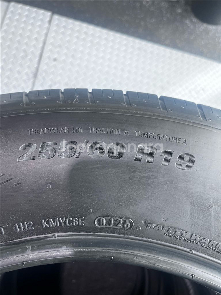 금호타이어 중고 255 60 19 4짝 20만원에팔아용--2