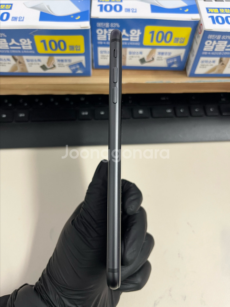 아이폰8플러스 256G 그레이 SSS급!--4