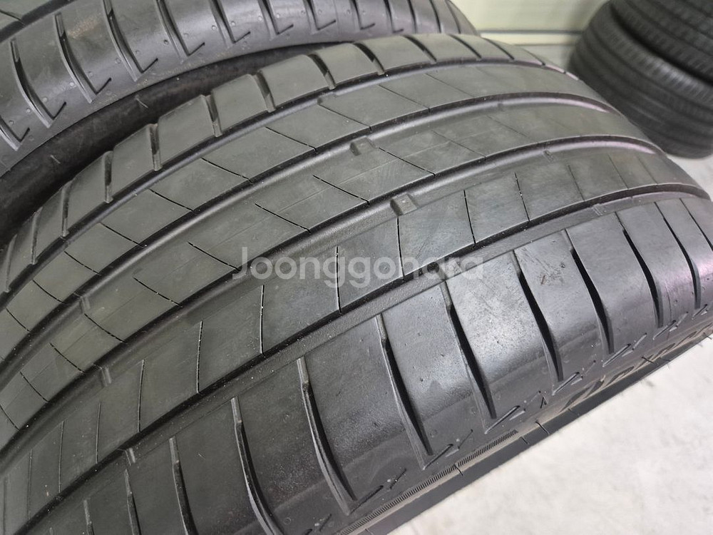 브릿지스톤 투란자 T005 흡음재 255 40 20--3