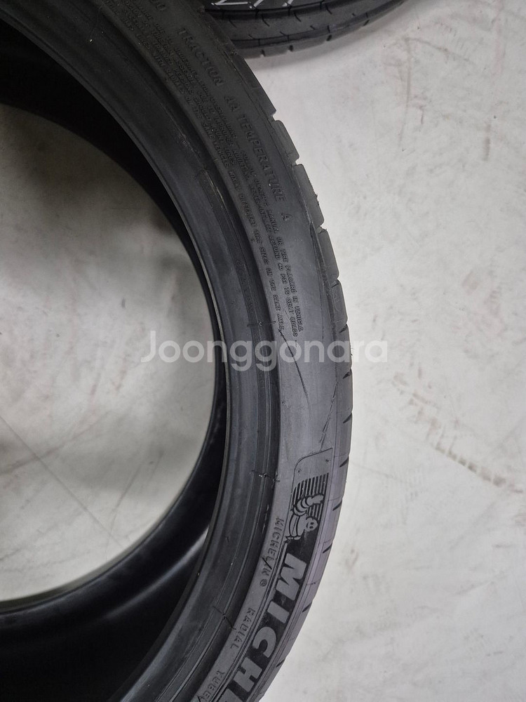 미쉐린 파일럿 스포츠4S 255 35 20 / 2553--8