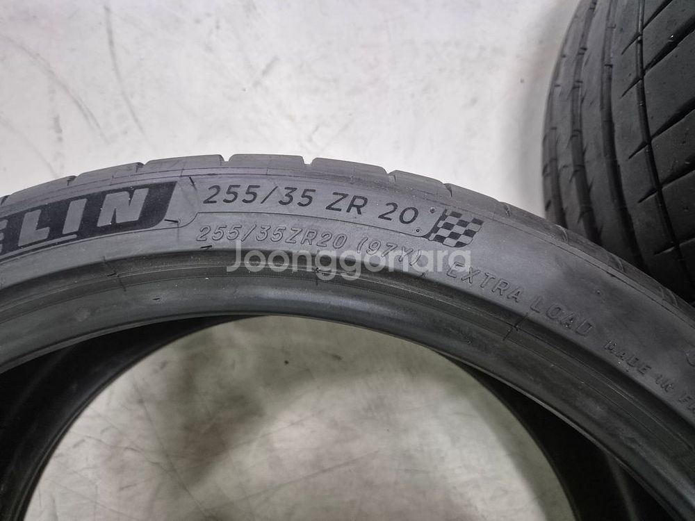 미쉐린 파일럿 스포츠4S 255 35 20 / 2553--7