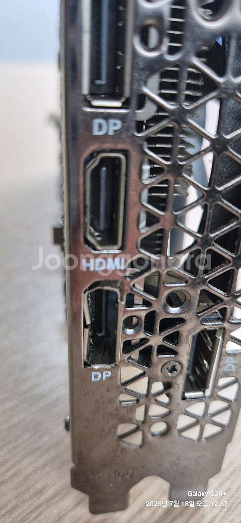 고장 RTX2080 그래픽 카드 팝니다.--2