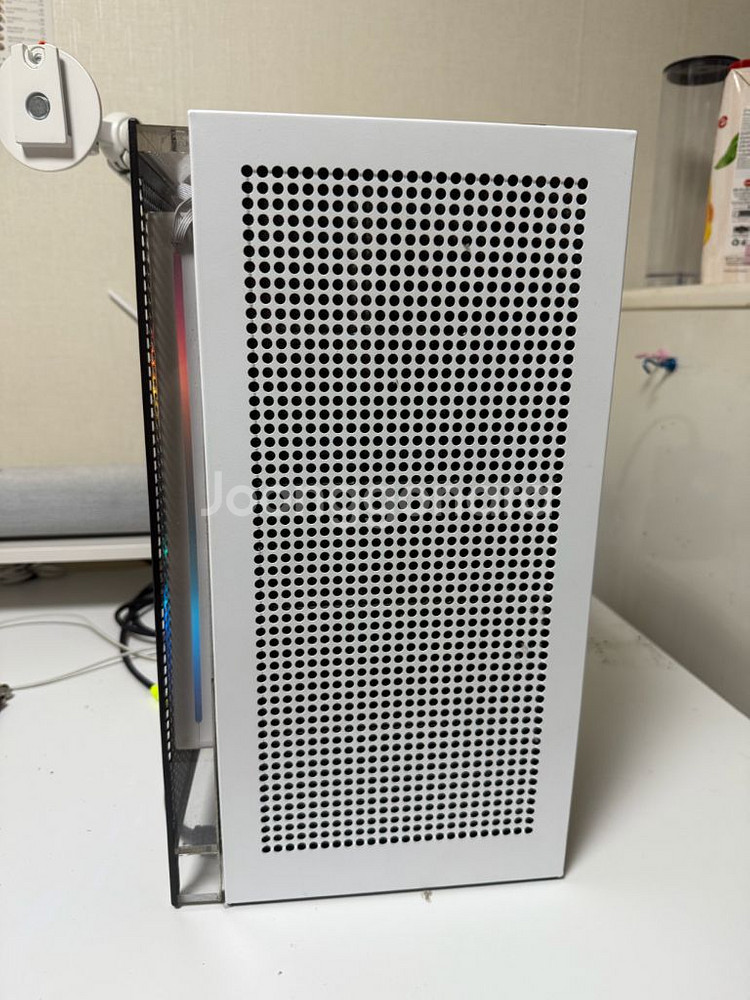 NZXT H1V2 4070ti--3