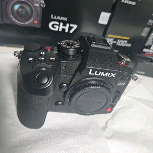 파나소닉 루믹스 gh7 + 파나 라이카 35-100