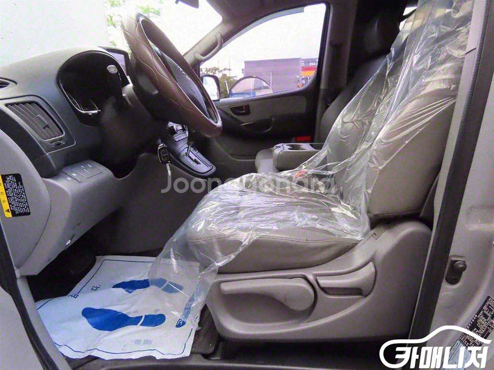 [현대]더 뉴 그랜드 스타렉스 2WD 밴 3인승 스마트--7