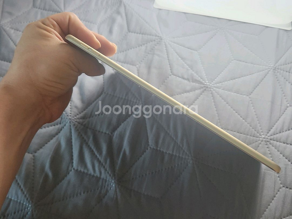 iPad Air2 Gold 64G A급 넷플머신--7