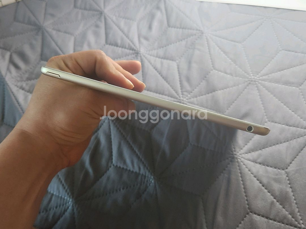 iPad Air2 Gold 64G A급 넷플머신--5