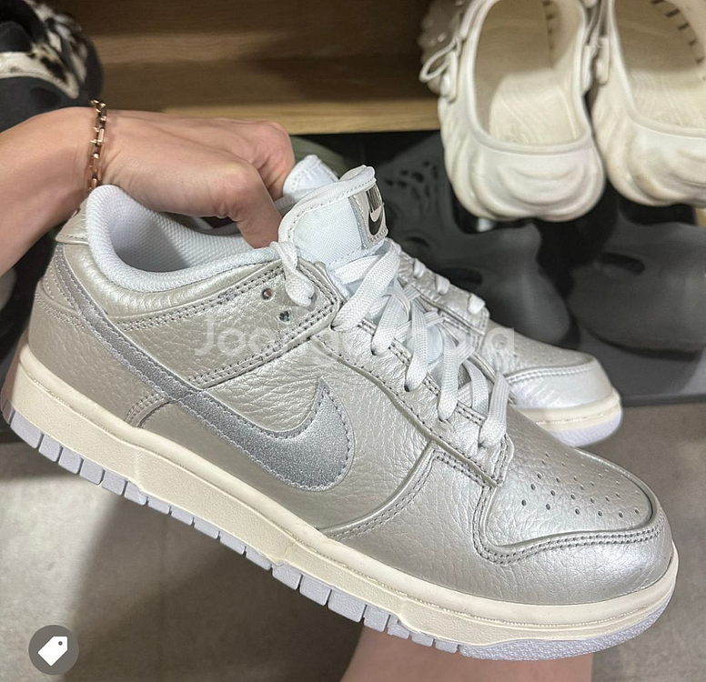 나이키덩크로우 메탈릭실버 (275)--1