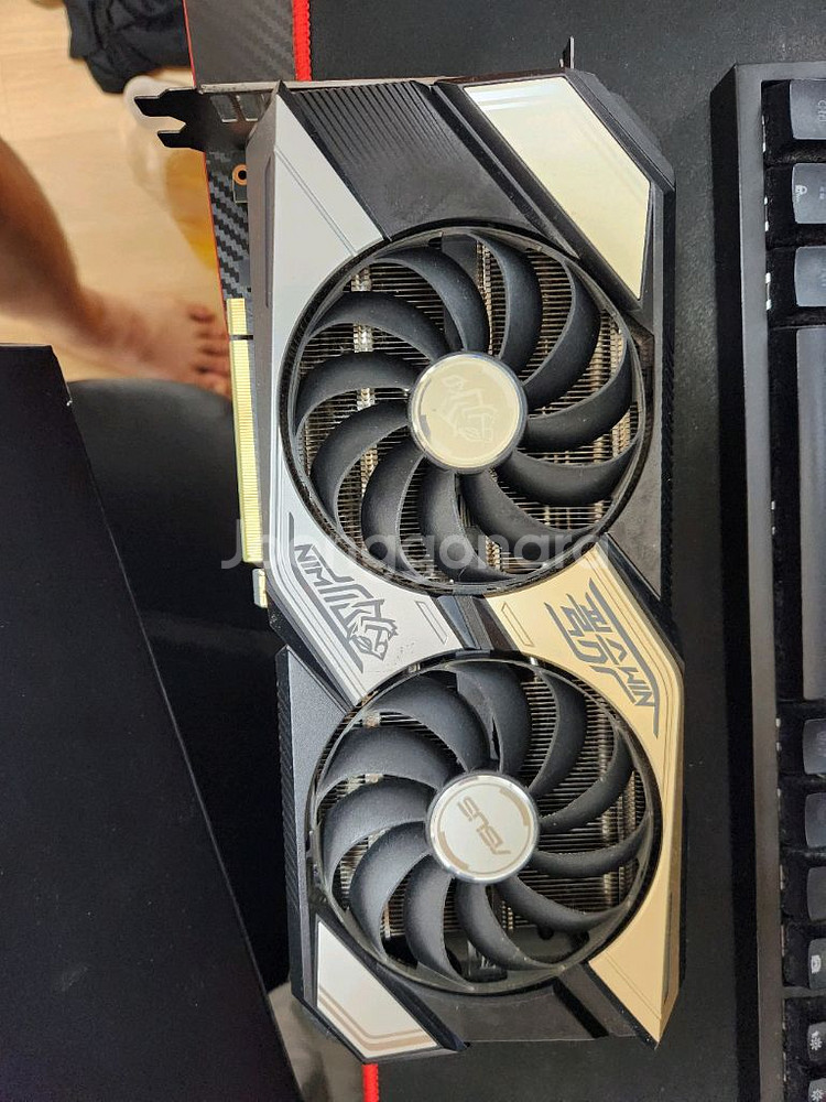 asus rtx3070 ko제품 팝니다--0