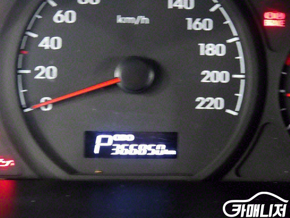 [현대]더 뉴 그랜드 스타렉스 2WD 밴 3인승 LPi 이미지