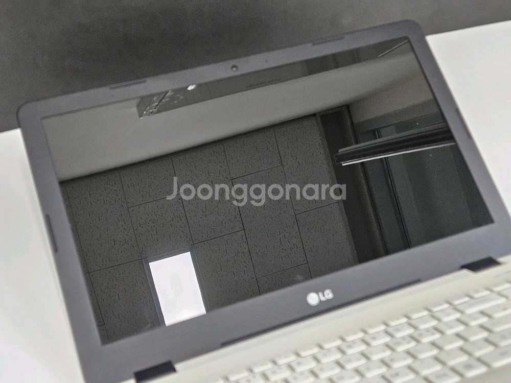 LG울트라 PC 19년6월제조 MX150 VGA탑재모델--4