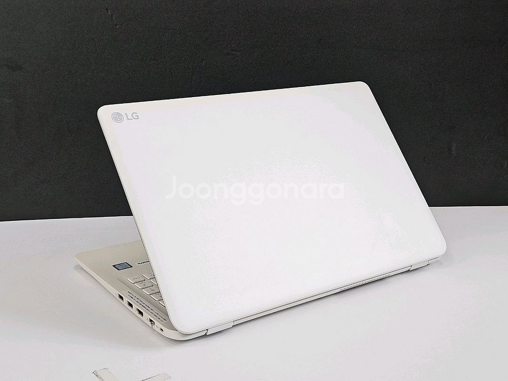 LG울트라 PC 19년6월제조 MX150 VGA탑재모델--3