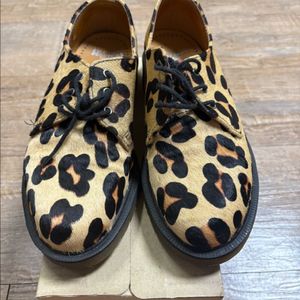 닥터마틴 1461 240mm
