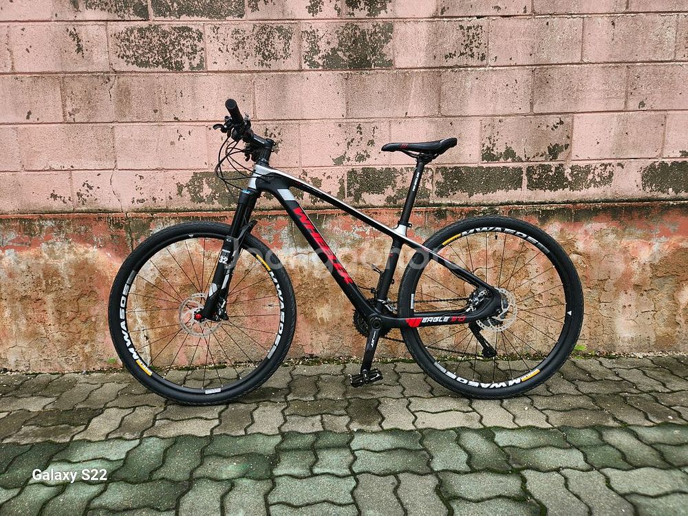 독일 휠러 이글3.0 풀카본 풀XT 상급 MTB 팝니다--0