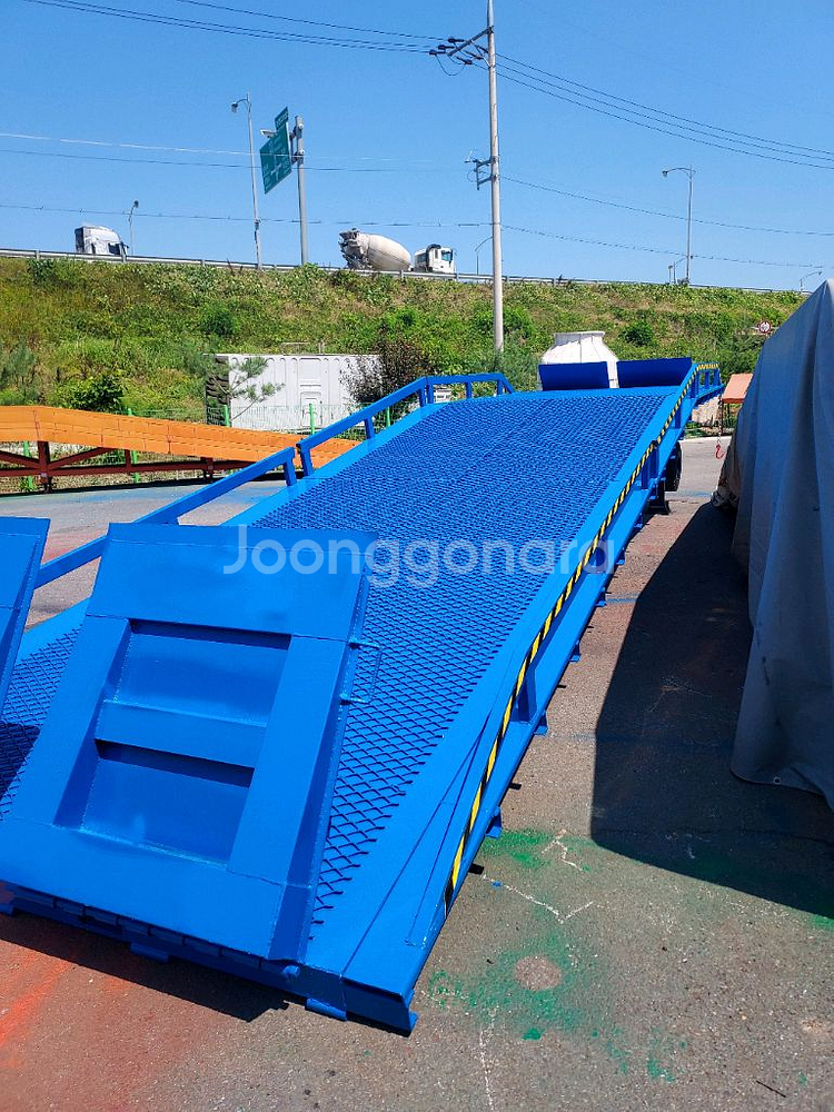 컨테이너도크 판매,매입,수리 합니다--1