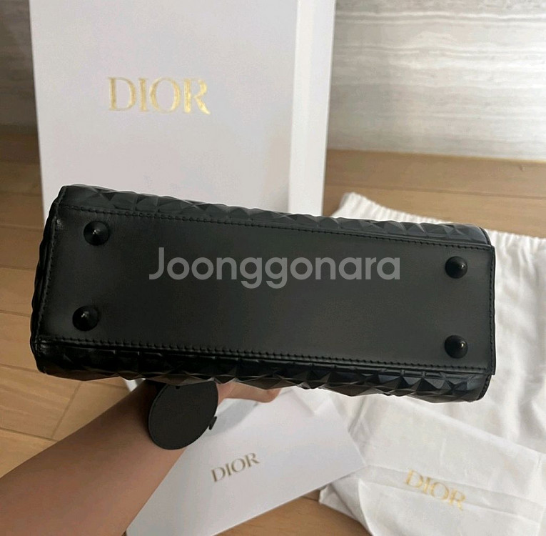 디올 레이디백 블랙 다이아몬드 까나쥬 [디올백]--4
